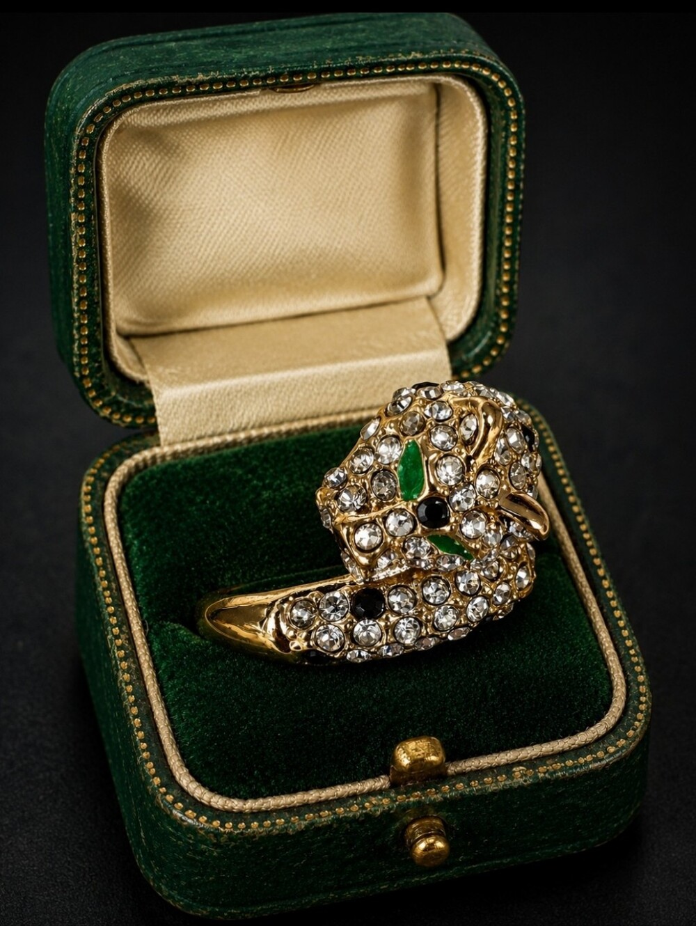 Leopard Cougar Panther Size 7 NEW Rhinestone Gold Tone Ring Green Enamel Eyes